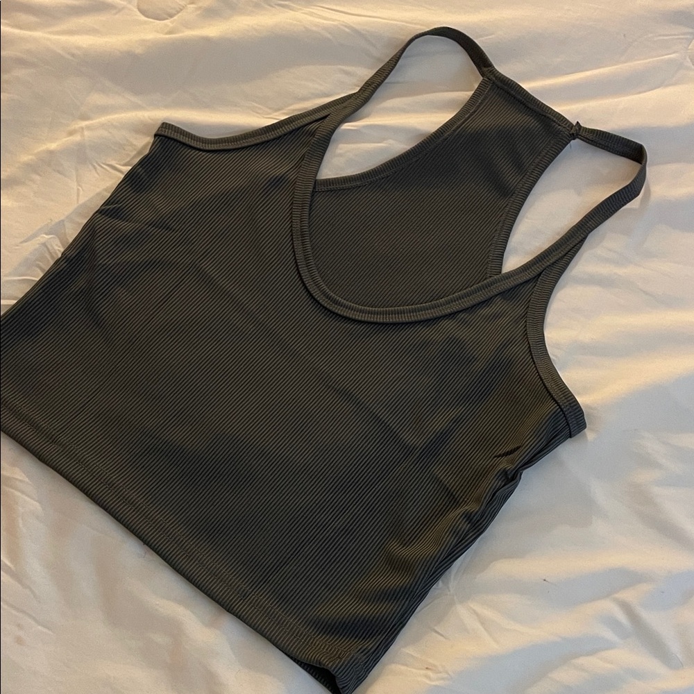 SHEIN Black Ribbed Crop Top